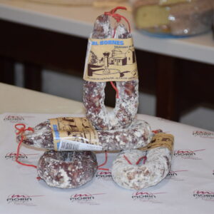 La saucisse séche disponible chez MORIN Fromager à Aurillac.